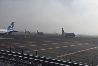 AICM reinicia operaciones de despegue afectadas por banco de niebla