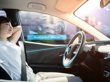 Tesla preocupado por mal uso del piloto automático