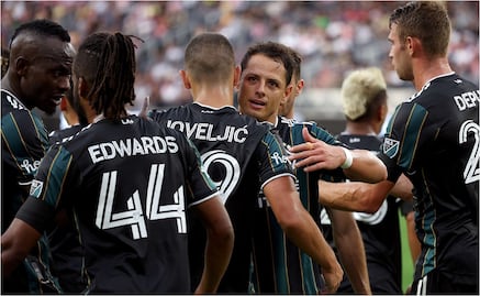 Chivas no puede ante el LA Galaxy de Chicharito Hernández