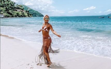 El bikini de animal print más sexy lo lleva Irina Baeva