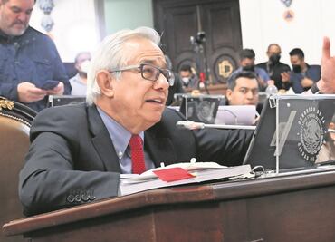 En vilo, prohibir corridas de toros