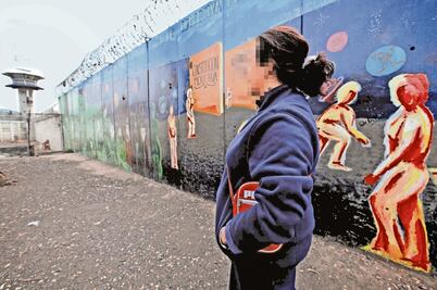 Piden garantizar derechos de las reclusas con hijos