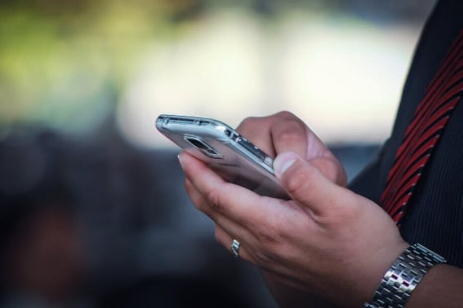 Cómo saber de quién es un número de teléfono sin tener que llamar