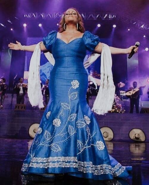 El look de Chiquis que recuerda a su mamá 