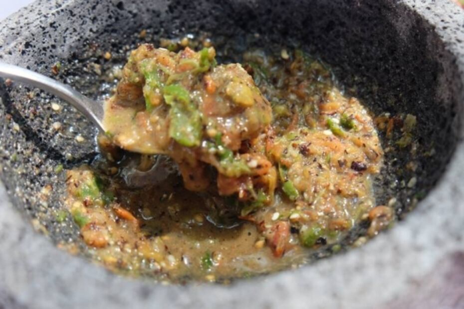 Prepara salsas y antojitos con insectos 