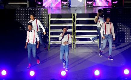 CD9 prende a 10 mil jóvenes en Auditorio Nacional