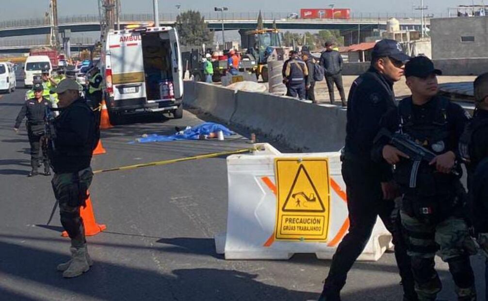 Los usuarios forcejearon con el que llevaba la pistola, se la quitaron y uno de ellos la accionó en contra de los dos desconocidos. Foto: Especial