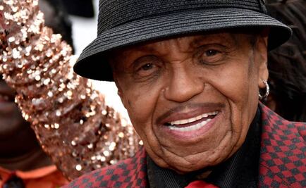 Reaccionan famosos a la muerte de Joe Jackson