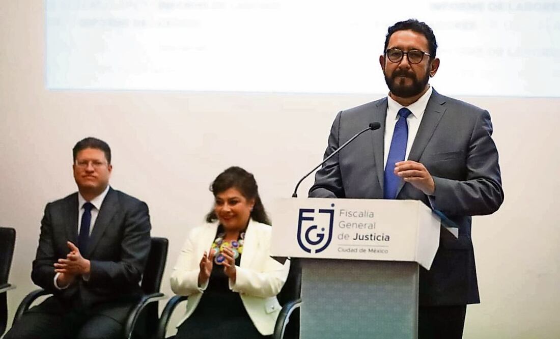 En su último informe al frente de la FGJ, Ulises Lara estuvo acompañado de la jefa de Gobierno. Foto: Especial (10/01/2025)