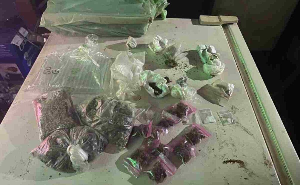 Caen 18 por posesión de droga en Ecatepec. Foto: Especial