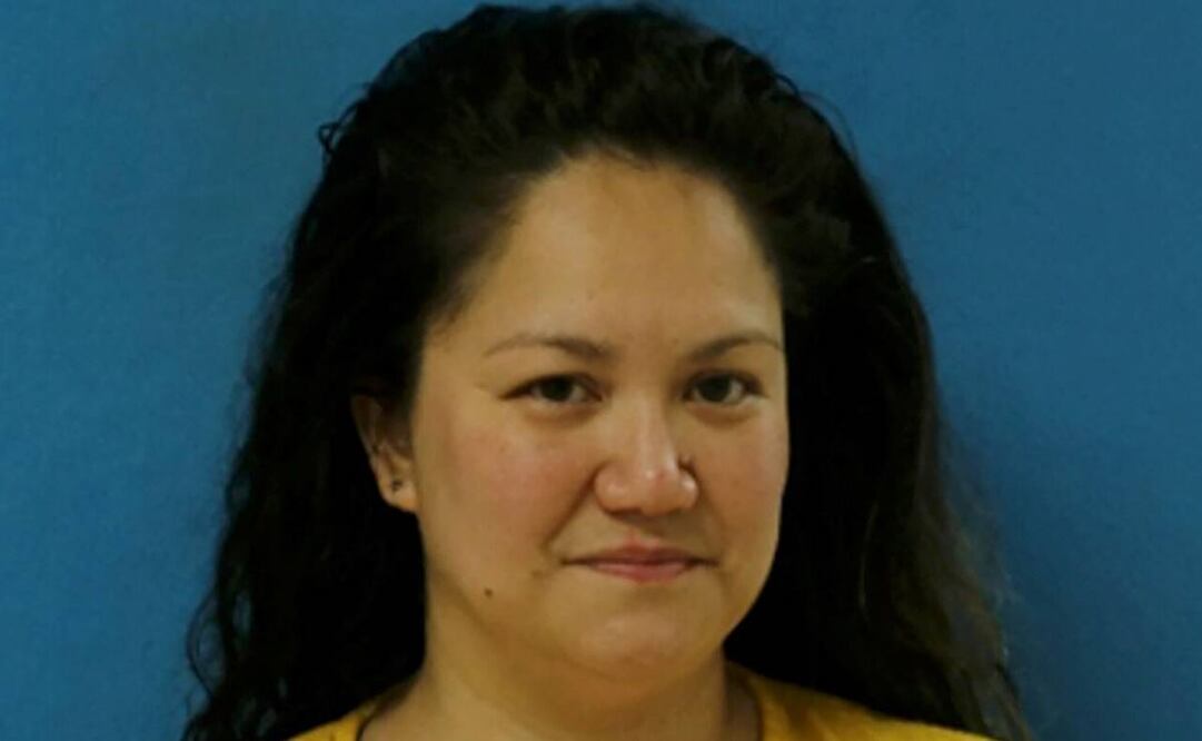 Tras su detención Elizabeth Wolf quedó en libertad bajo fianza de 40 mil dólares, pero la justicia revisó el monto y lo subió a un millón de dólares. Foto: X @TOPXNews