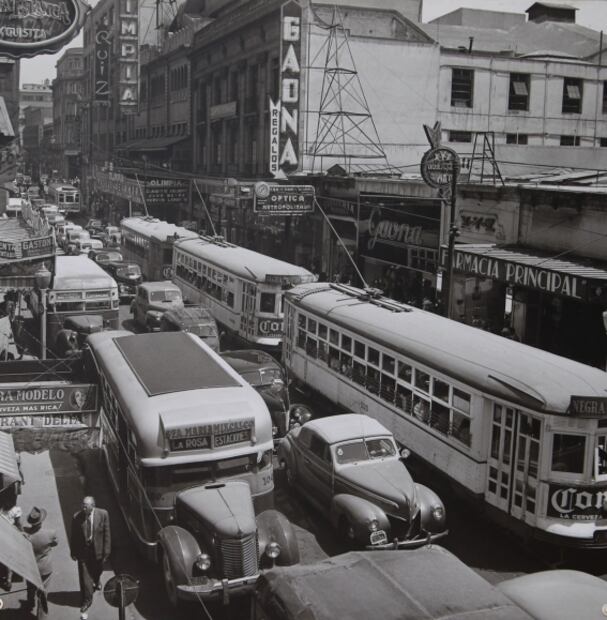 La nostálgica exposición de Juan Guzmán que revivió al número 92 de la avenida Juárez
