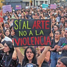 Exigen aparición con vida de estudiantes de cine 
