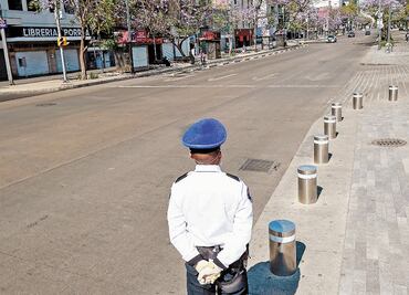 Nine police officers contracted COVID-19 and one has died in Mexico City