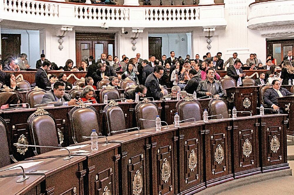 Cada grupo parlamentario o coalición hará uso de la palabra hasta por 10 minutos para fijar posición, para que después el funcionario emita un informe (ARCHIVO EL UNIVERSAL)