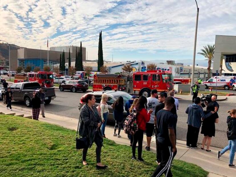 Reportan tiroteo en escuela de California