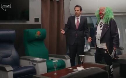 Loret y Brozo bromean, critican y se alburean arriba del "avión presidencial"