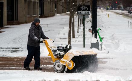 Fuerte tormenta polar se dirige ahora a Texas y estados vecinos; piden a la población extremar precauciones
