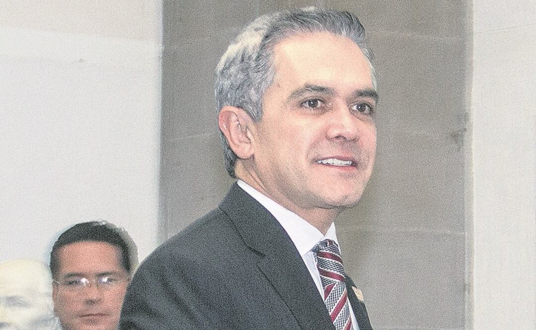 Opinión. El presidente de la Conago, Miguel Ángel Mancera, manifestó su respeto a las Fuerzas Armadas, tras lo ocurrido en Palmarito. (ESPECIAL)