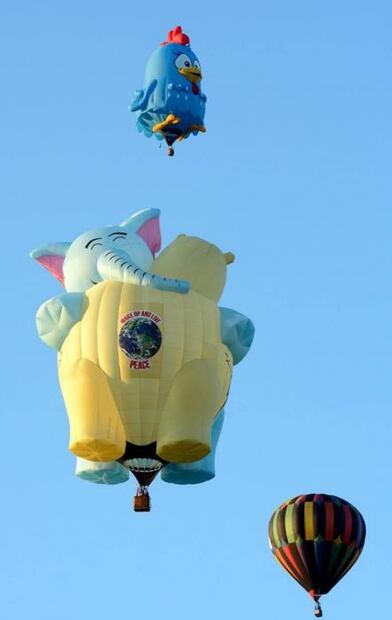 Festival del Globo de León congrega a miles de personas
