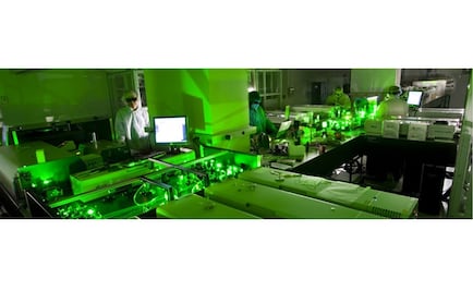 El láser que brilla más que el sol