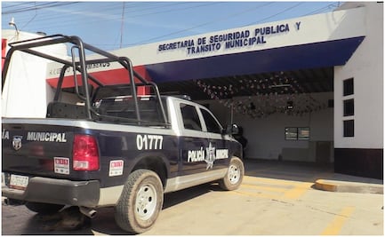Joven da a luz en baños de Central de Autobuses de Tula, Hidalgo; policías la auxilian en el parto