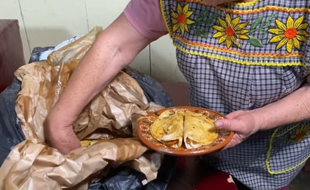 La receta de tacos de canasta de Doña Ángela de "De mi Rancho a tu Cocina"