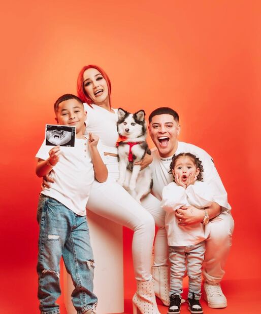 Hace siete años, Eduin Caz se casó con Daisy Anahy, y a partir del 2015, dieron la bienvenida a Eduin Gerardo y a Geraldine, ahora esperan a su tercer bebé.
Foto: Instagram.