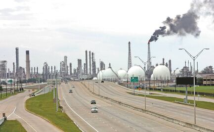 Diputados del PRI exigen cuentas en compra de refinería Deer Park