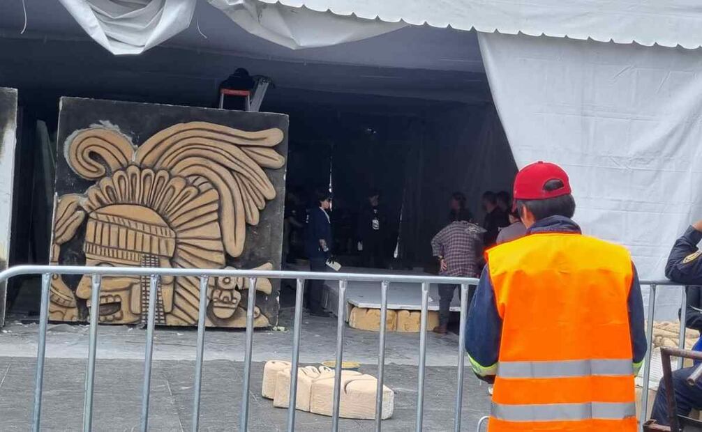 Preparativos para el video mapping en el Zócalo de la CDMX / Foto: Frida Sánchez. EL UNIVERSAL