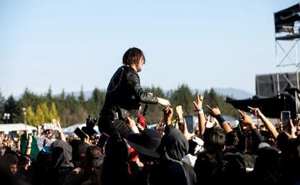 Hell and Heaven: Vocalista de While She Sleeps se roba el festival al lanzarse hacía el público