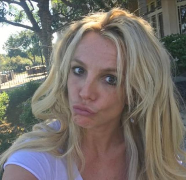 Britney Spears comparte fotos sin maquillaje 