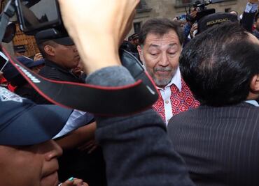 Niegan acceso a Fernández Noroña a Palacio Nacional; se confronta con el EMP