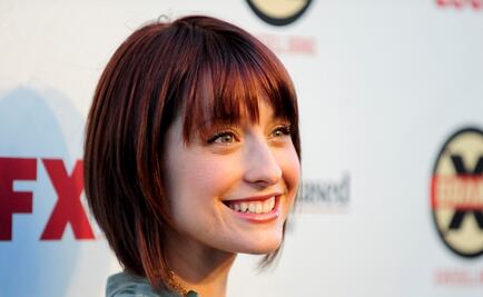 Arrestan a Allison Mack por liga con Nxivm, la secta de las esclavas sexuales