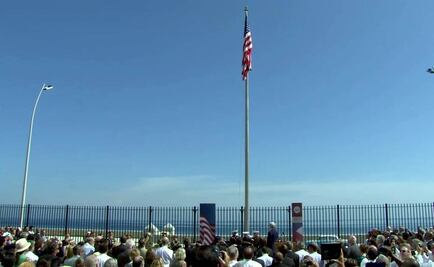 Bandera de EU ondea en Cuba por primera vez en 50 años