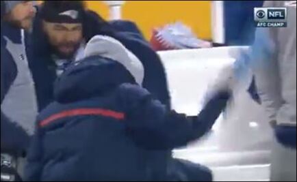 El berrinche de Bill Belichick en la final de la AFC