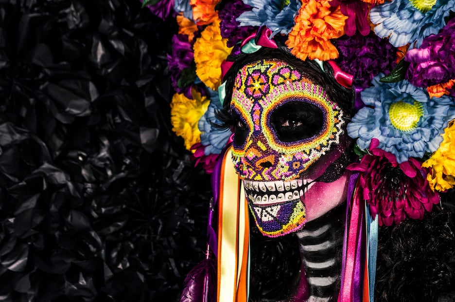 Participa en el concurso de catrinas en Catrinerías 2025 y muestra tu creatividad en Día de Muertos. Foto: Unsplash