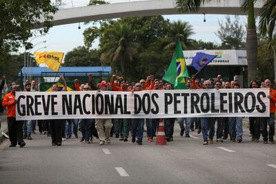 Petroleros en huelga abren otro frente de crisis en Brasil