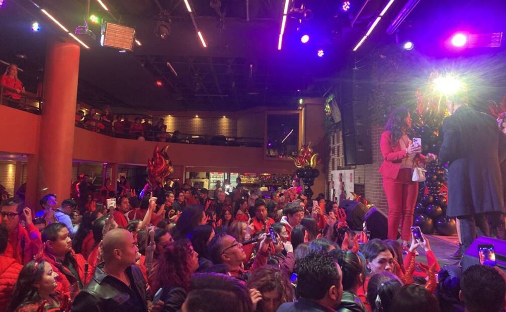 Sergio Mayer reúne a fans en fiesta tras salir de "La casa de los famosos México". Foto: Armando Pereda Maldonado.