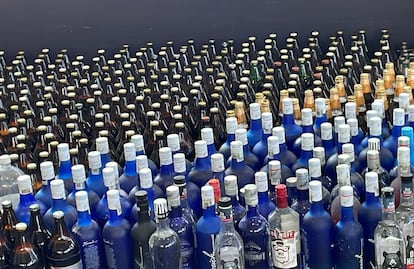 SAT informa cómo identificar bebidas alcohólicas adulteradas o de contrabando 