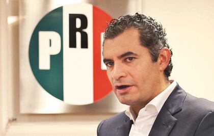 Regresa Enrique Ochoa al PRI