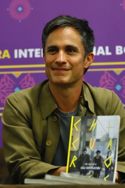 Sobre el feminismo, los hombres tienen poco que decir y mucho qué hacer: Gael García Bernal