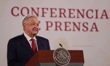 Migrantes y economía informal frenaron estallido social en México: AMLO