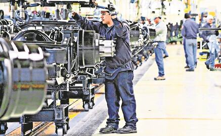 Clouthier lanza plan para impulsar 5 sectores básicos y relanzar la marca “Hecho en México”