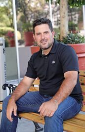 Hizo de los bastones su forma de vida