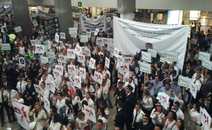 Realizan protesta en AICM