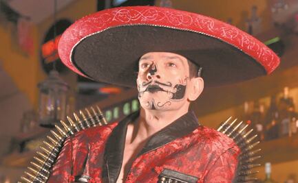 “No creo en el más allá... pero quiero mezcal en mi altar”, dice Yahir