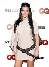 Retienen a punta de pistola a Kim Kardashian; sale ilesa