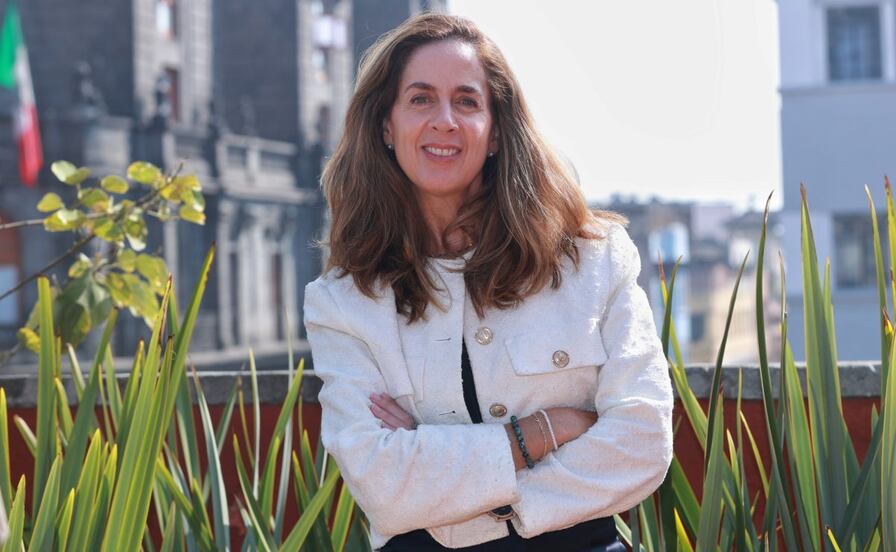 Regina García abre puertas en mundo financiero