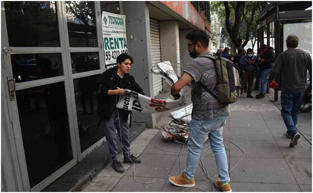 Tras 3 años y 10 meses, Notimex termina huelga, trabajadores reciben pago de indemnizaciones. Foto: Abril Ángulo/ EL UNIVERSAL